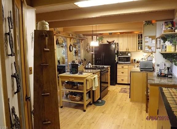 4th image of 53 Kelly Ln