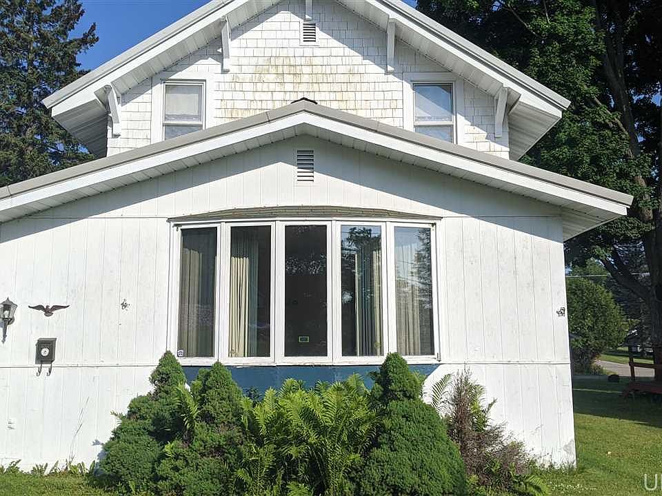 1st image of 125 Rexford St
