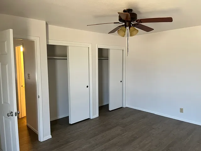4956 Greenslope Dr — Photo 5