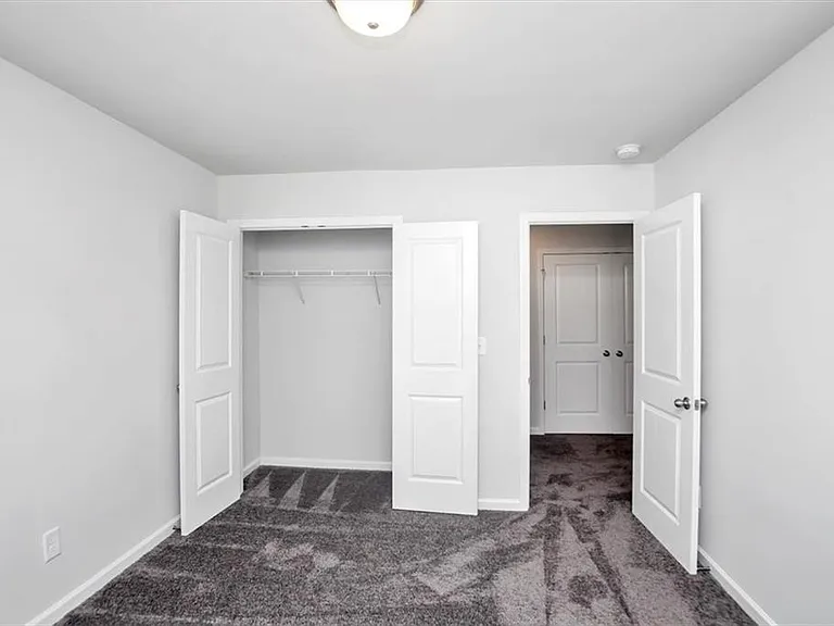 2601 Hedgeway Cir NW — Photo 13
