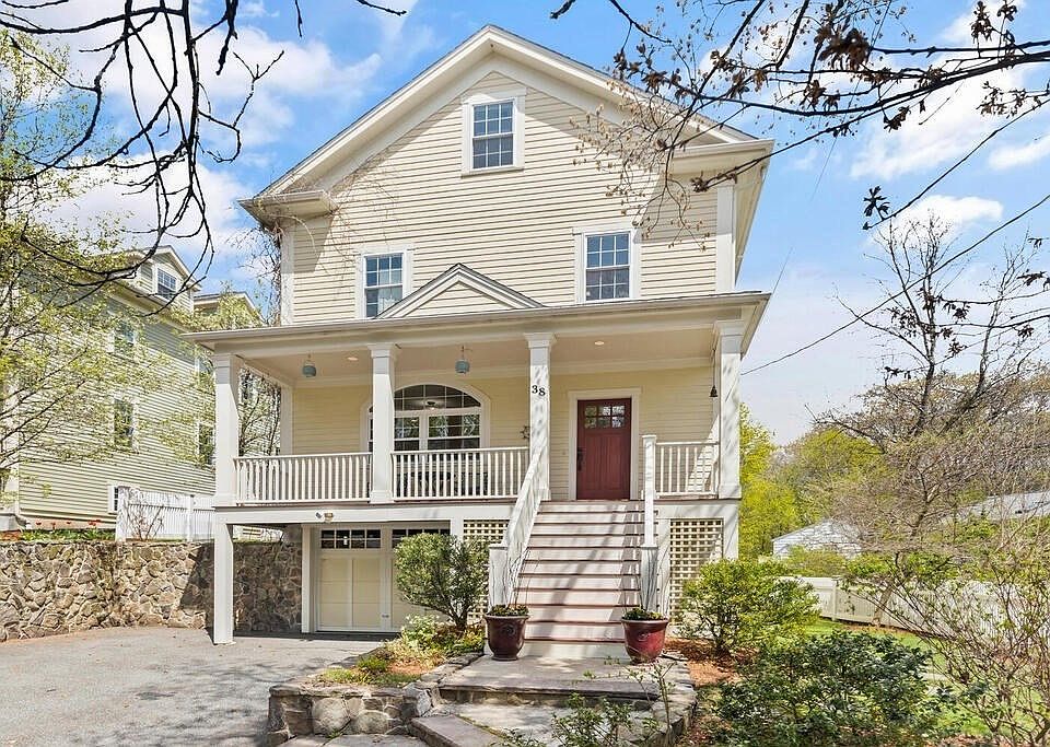 1st image of 38 Bellevue Rd