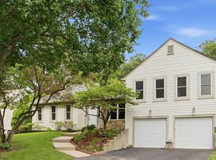 15104 Honsena Dr, Centreville, VA 20120