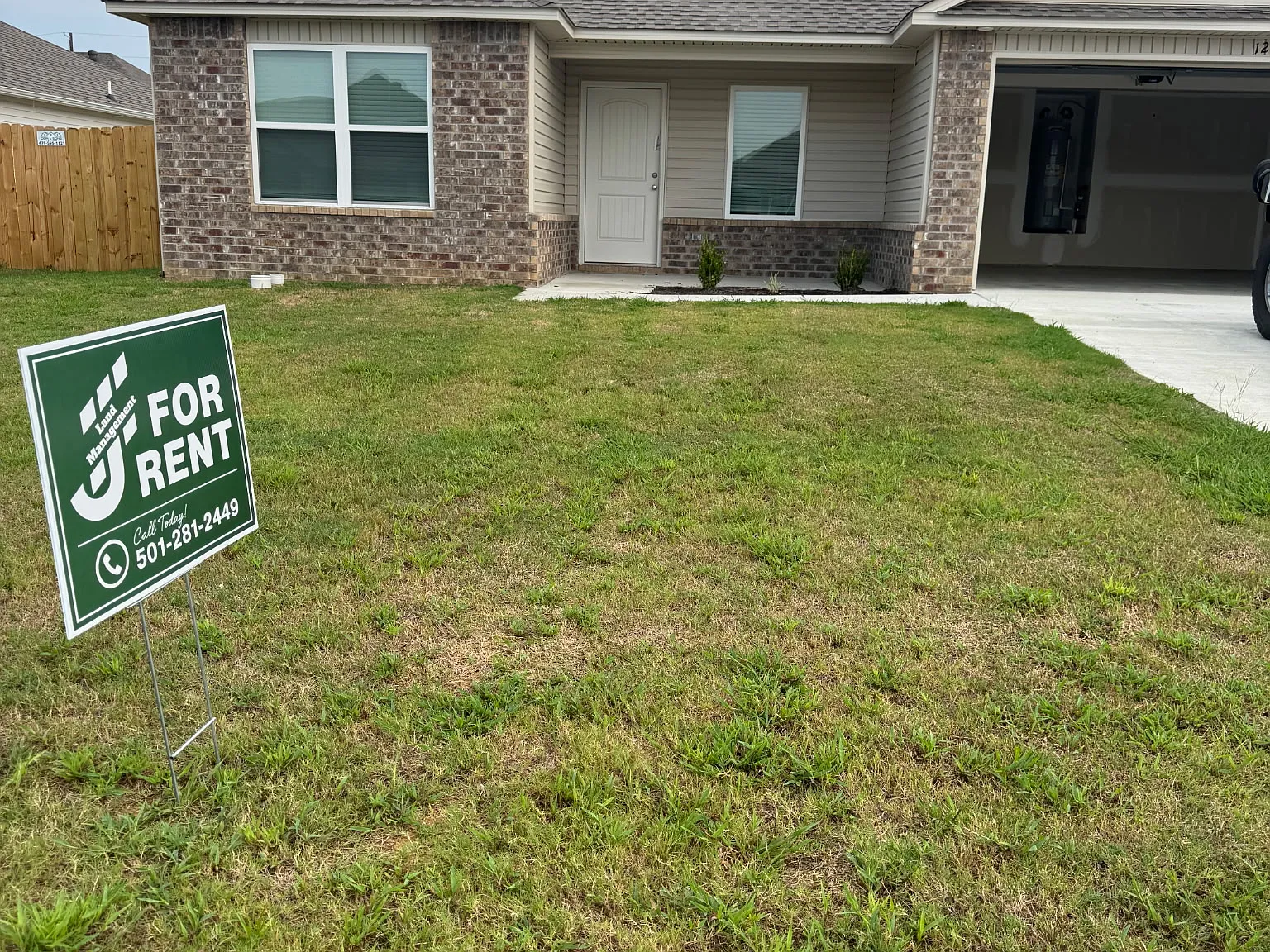 4 bed, 1640 sqft, $1,600 — Photo 1