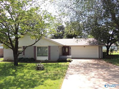 1802 Nixon Ave NE, Huntsville, AL, 35811
