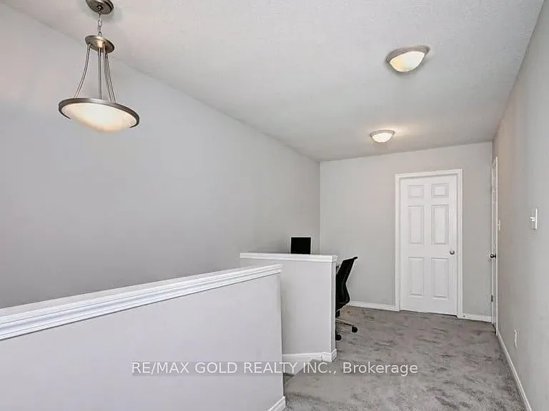 50 Pinnacle Dr #35 — Photo 15