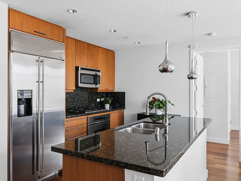 1199 Pacific Hwy #2903R — Photo 8