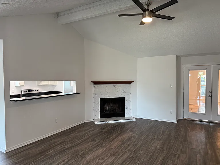 206 E Ridgegate Dr — Photo 5