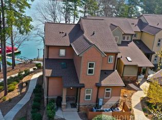 323 Blue Water Way, West Union, SC 29696