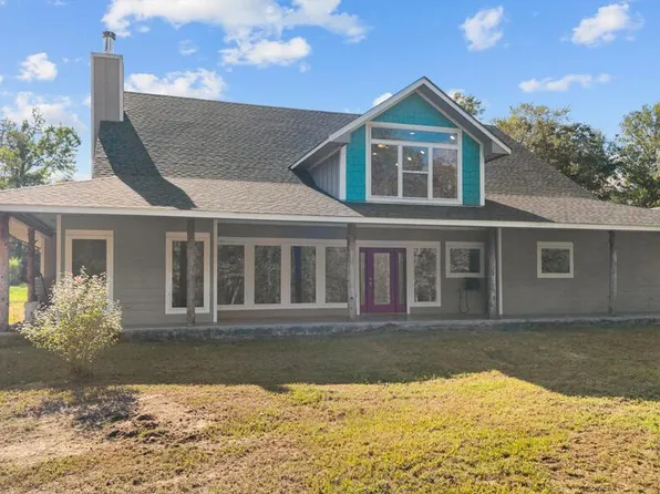 302 Sloan Ln, Lufkin, TX 75901
