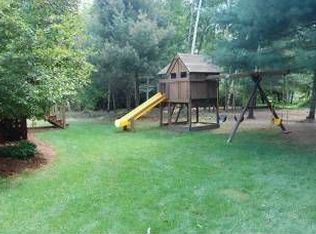 94 Spinnaker Ln, Shelburne, VT 05482