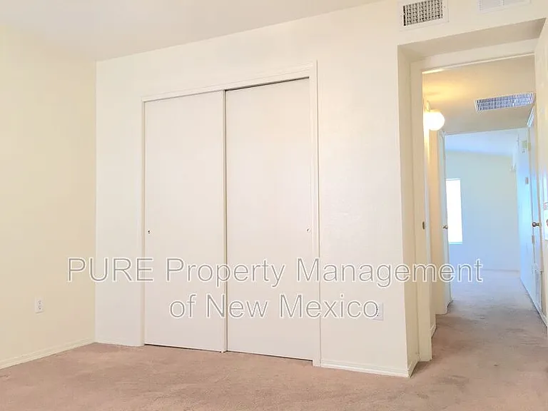 5609 Crown Ridge Rd NW — Photo 16