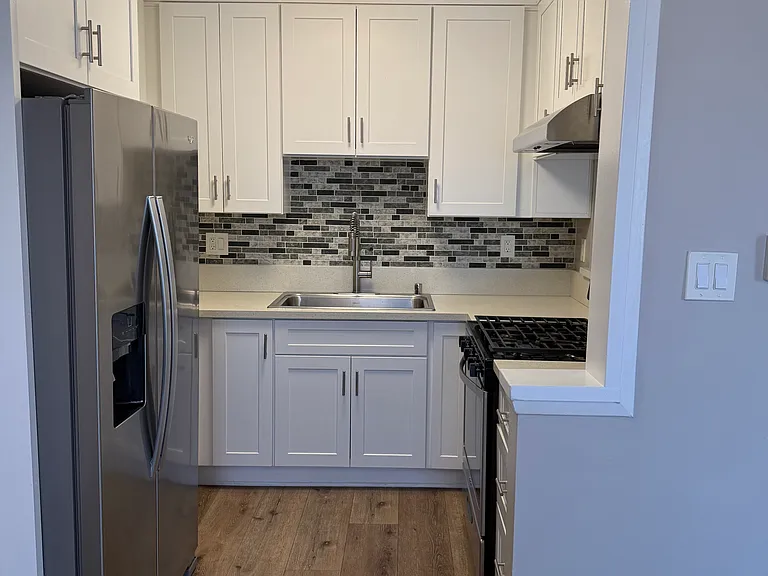 127 S Adams St — Photo 20