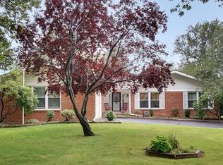 10 Helen Dr, Dayton, NJ 08810