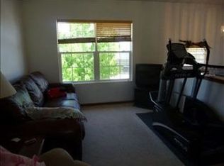 7411 S 176th Cir, Omaha, NE 68136