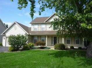 12 Forest Glen Dr, Rochester, NY 14612