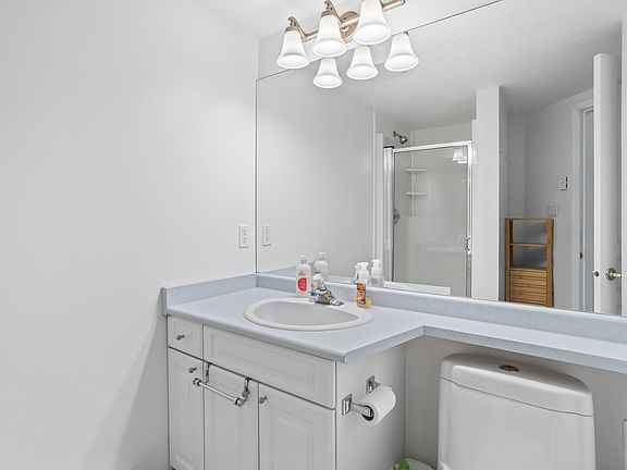 2nd image of 13955 Laurel Dr #102