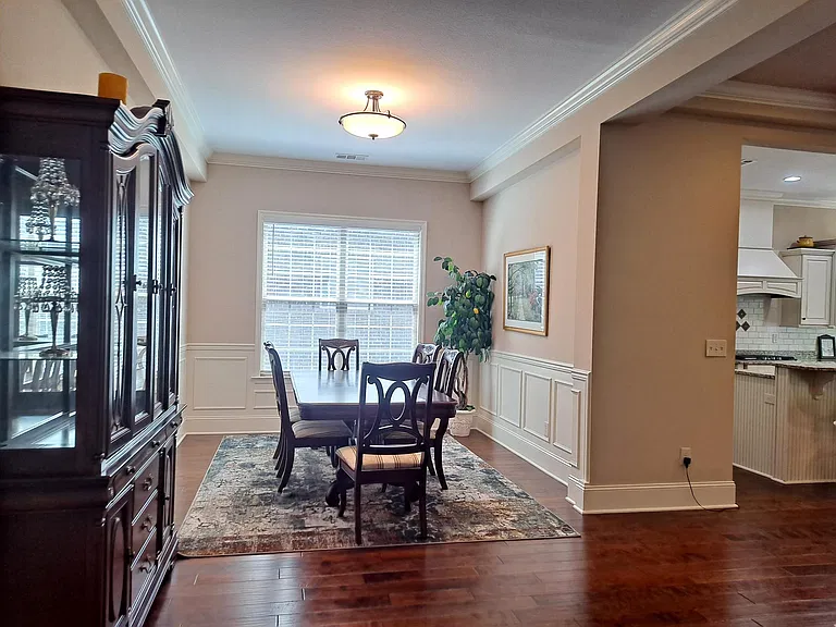 12170 Inglecrest Ln — Photo 3