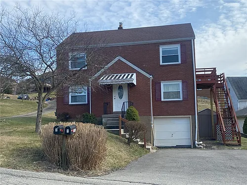 1025 Logan Rd Photo 1