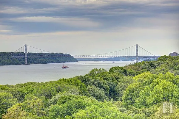 Rented by Halstead Real Estate | media 19