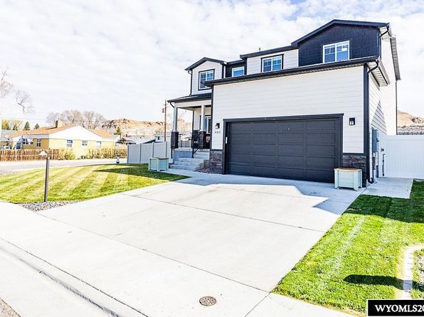 680 Lynn Ct, Green River, WY 82935