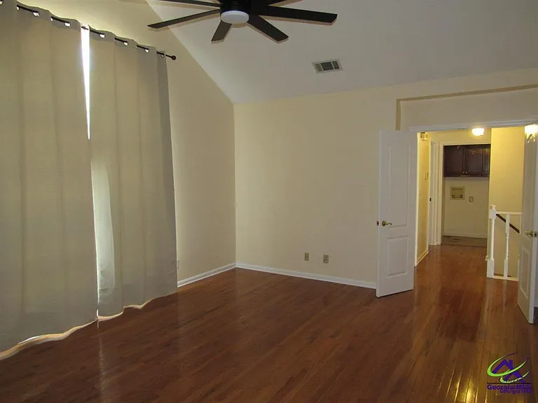 100 Sunchase Ct — Photo 15