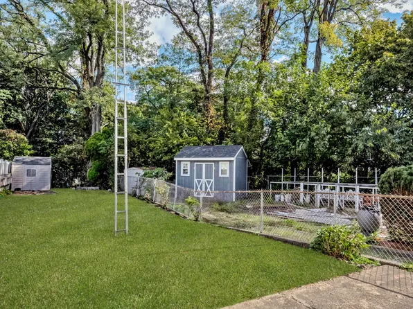 62-45 69th Place image 23 of 27