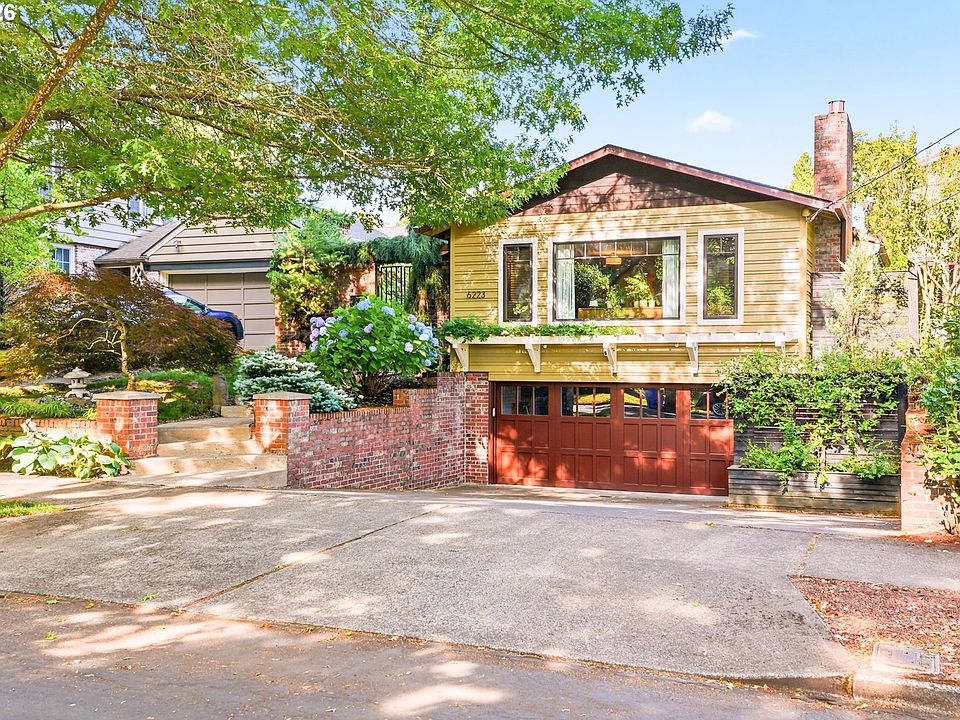 1st image of 6223 SE 31st Ave