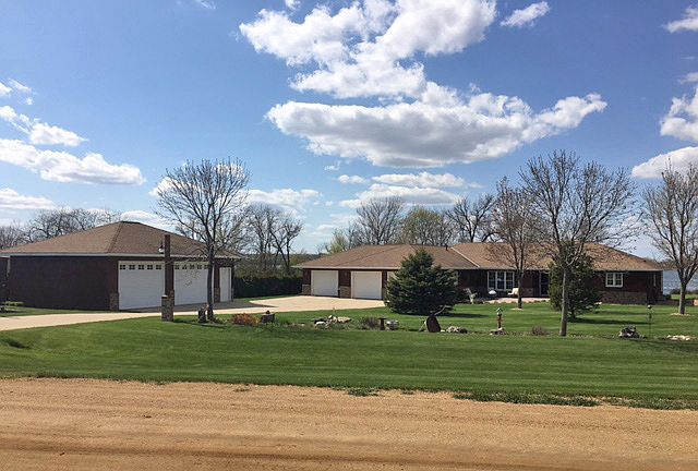 1st image of 1551 Shady Shore Dr