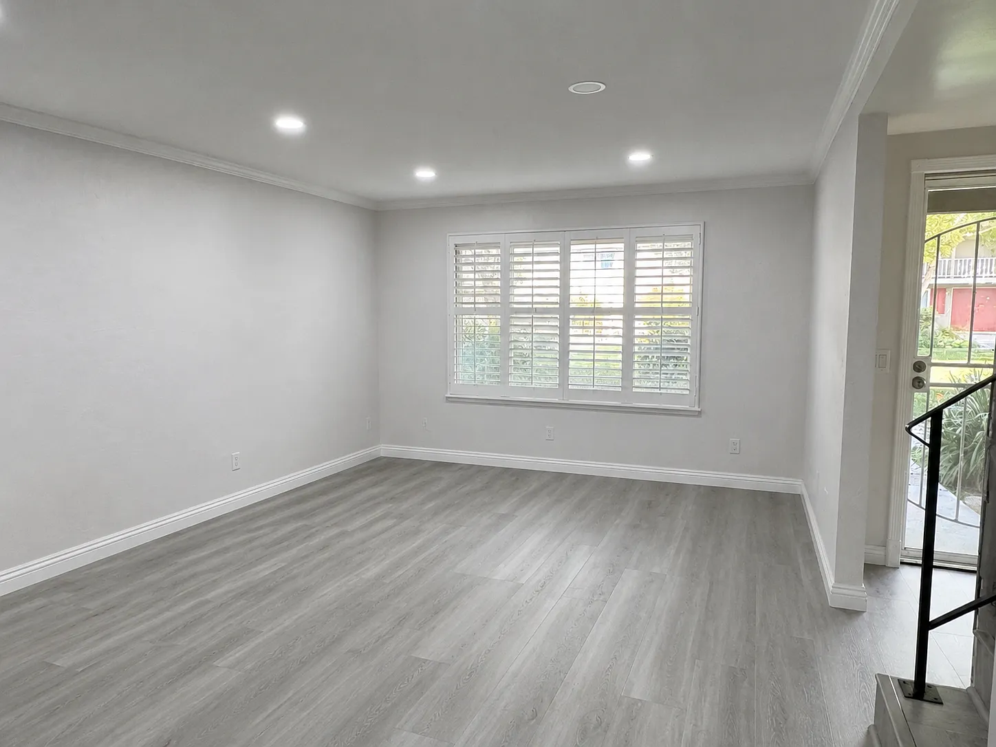4 bed, 1.5 bath, 1508 sqft, $3,925 — Photo 3
