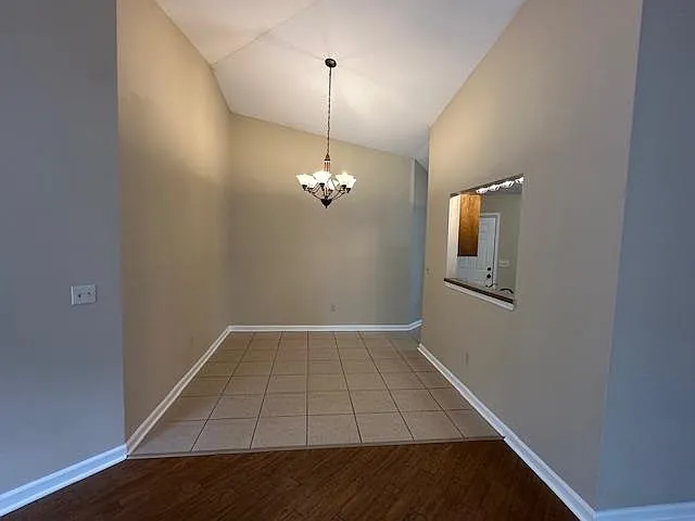 1719 Folkstone Rd — Photo 16
