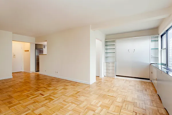 Sold by Bellmarc Realty | media 17