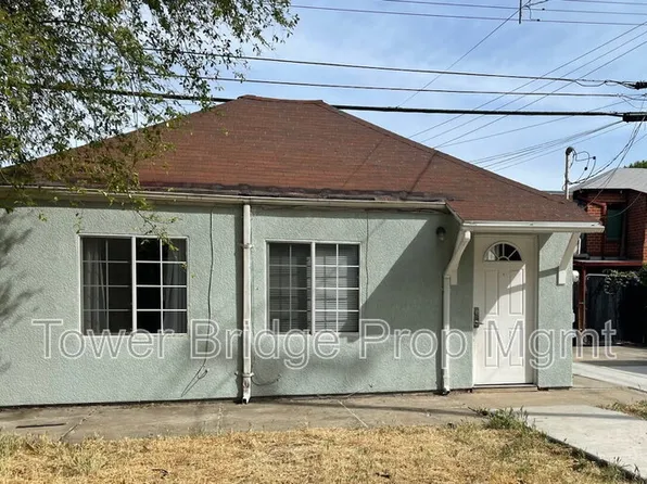1313 Lochbrae Rd, Sacramento, CA 95815