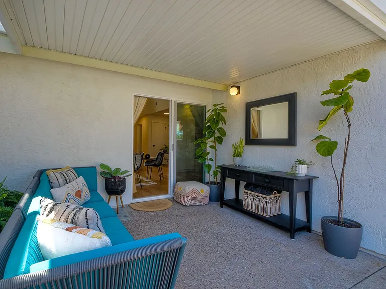 822 Caminito Rosa — Photo 24