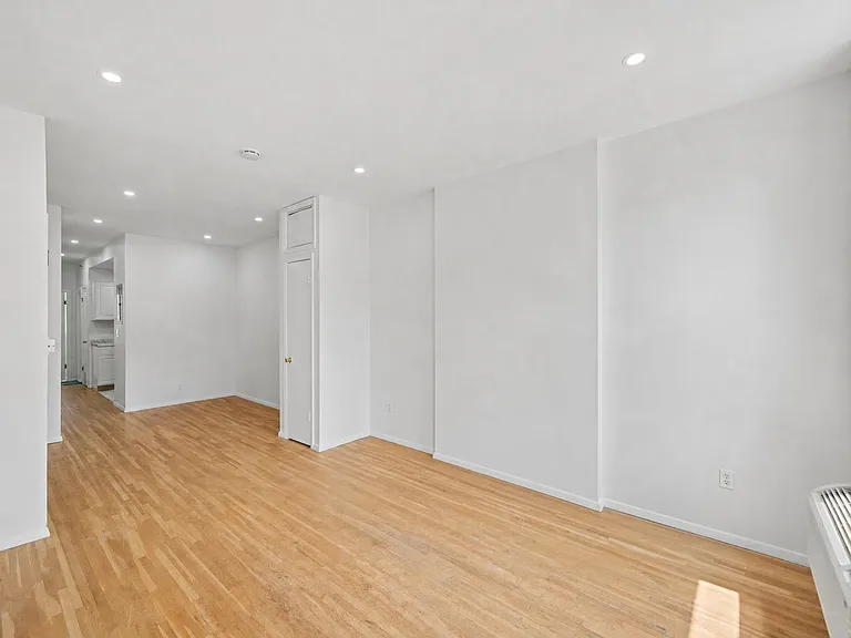 510 Observer Hwy #2W — Photo 5