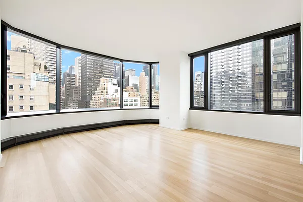 Rented by Domus Realty | media 11
