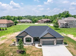 1221 Fired Brick Dr, Lebanon, IL 62254