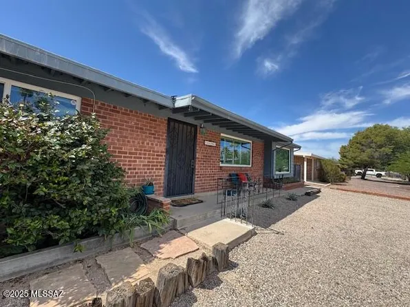 5242 E 2nd St, Tucson, AZ 85711