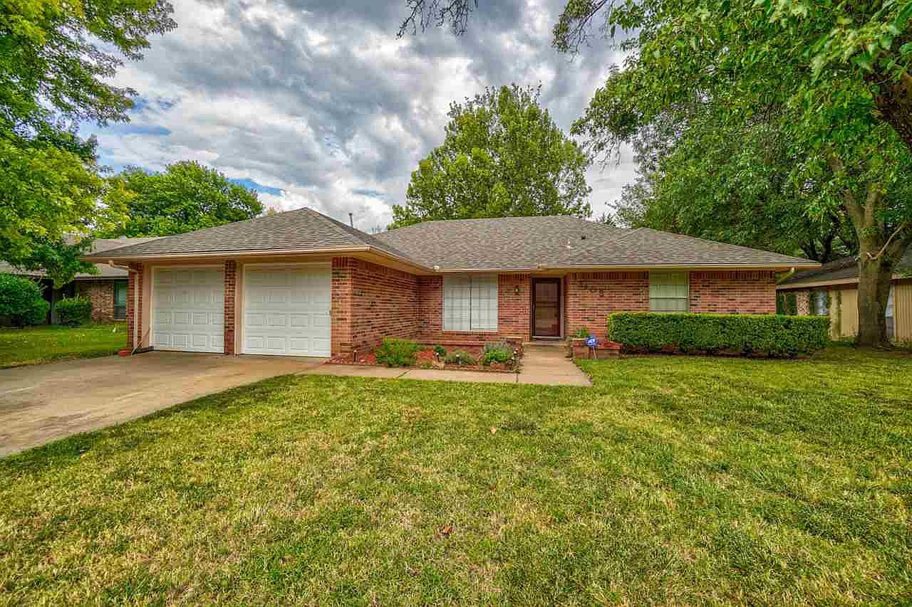 3105 NE Kingsbriar Dr, Lawton, OK 73507 | Zillow