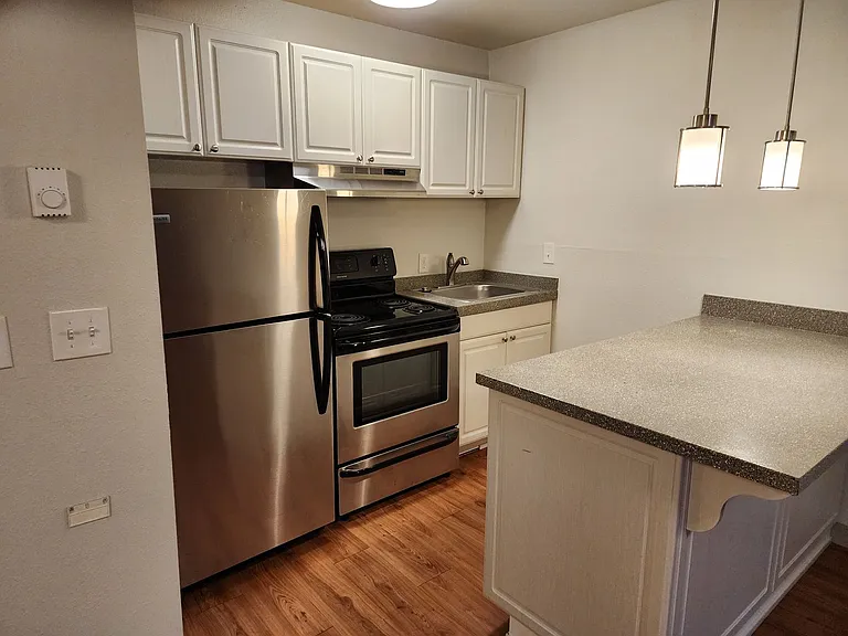 301-325 NW Richmond Beach Rd — Photo 5