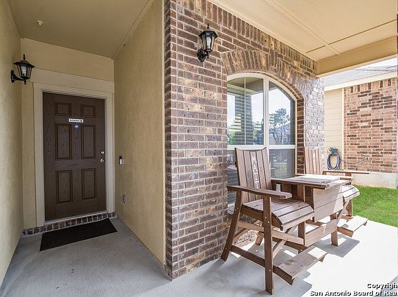 2nd image of 10539 Rosewood Crk
