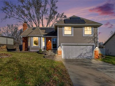 716 NE Thames Dr, Lees Summit, MO, 64086