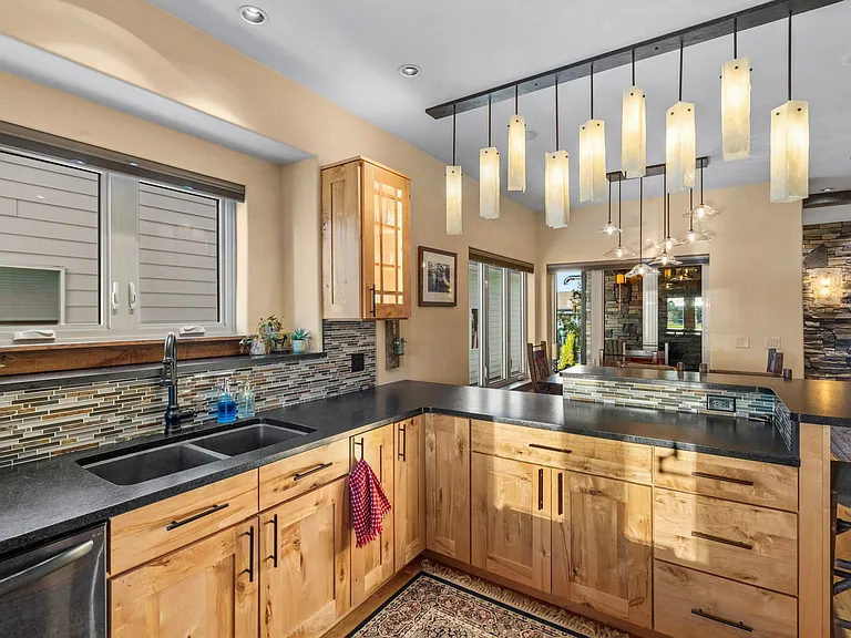 1036 Oak Park Dr — Photo 8