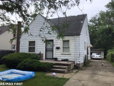 16060 Coram St, Detroit, MI, 48205