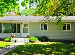 550 N East St, Boyne City, MI 49712