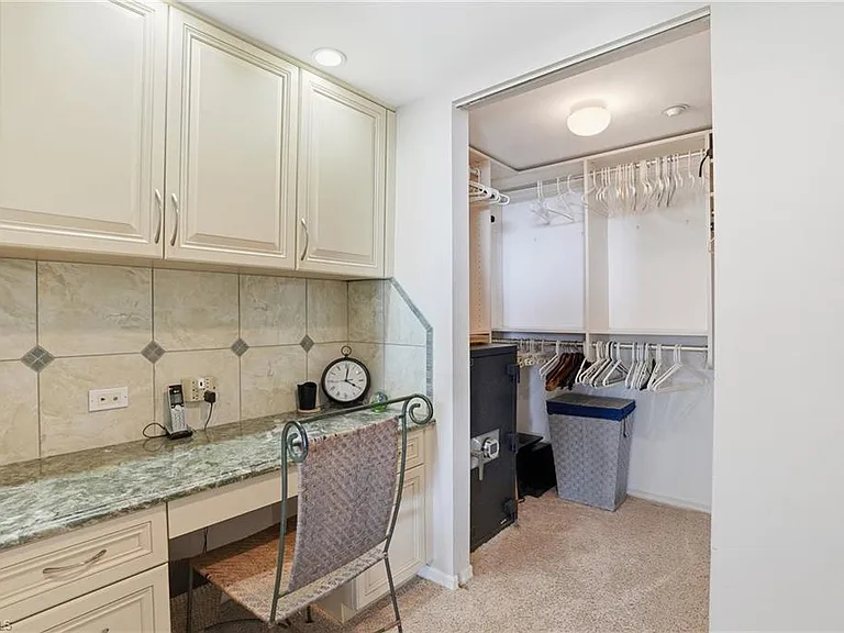 6101 Pelican Bay Blvd #805 — Photo 31