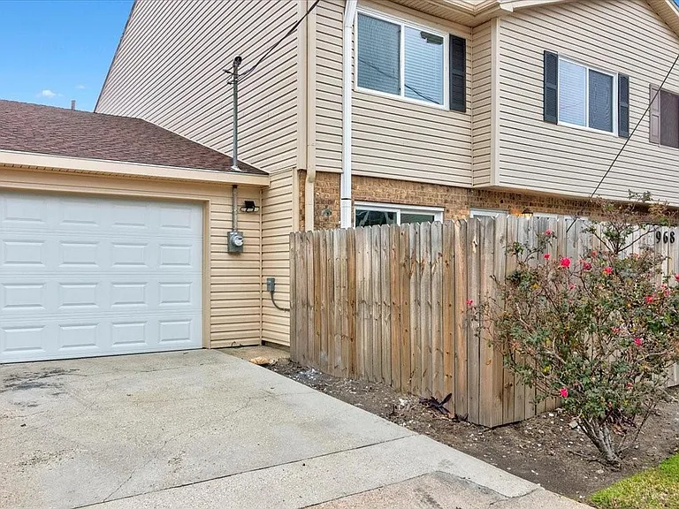 968 Park Meadow Dr — Photo 19