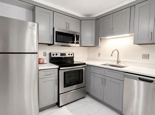 45 Oval Rd APT 8, Quincy, MA 02170