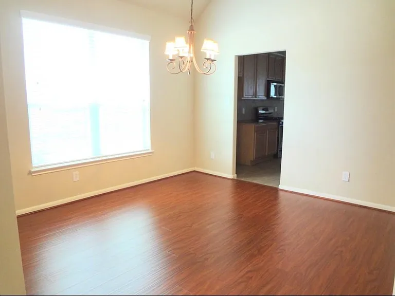 4911 Spring Showers Ct — Photo 7