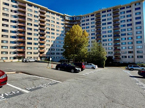 8830 Piney Branch Rd APT 212