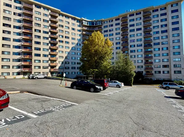 8830 Piney Branch Rd APT 212, Silver Spring, MD 20903